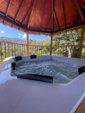 Casa Finca Envigado El salado con Jacuzzi para 6 personas